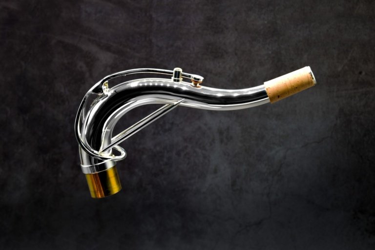 Close-up_Kirk Whalum special edition Neck_m_002